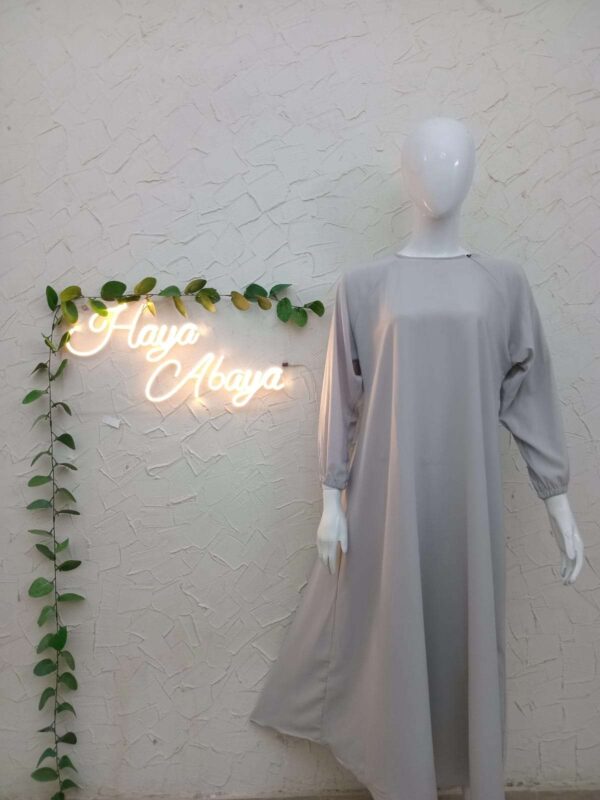 Plain Abaya Front Close